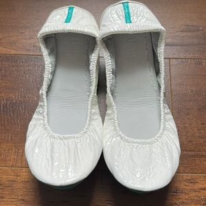 Tieks White Diamond Croc NWOT